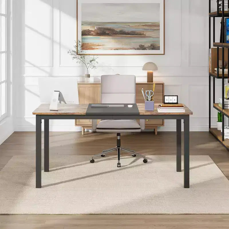 Grande scrivania da ufficio, struttura in metallo nero, workstation moderna e semplice per studio o ufficio a casa
